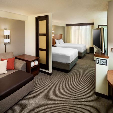 Hyatt Place Charlotte Arrowood Exterior foto